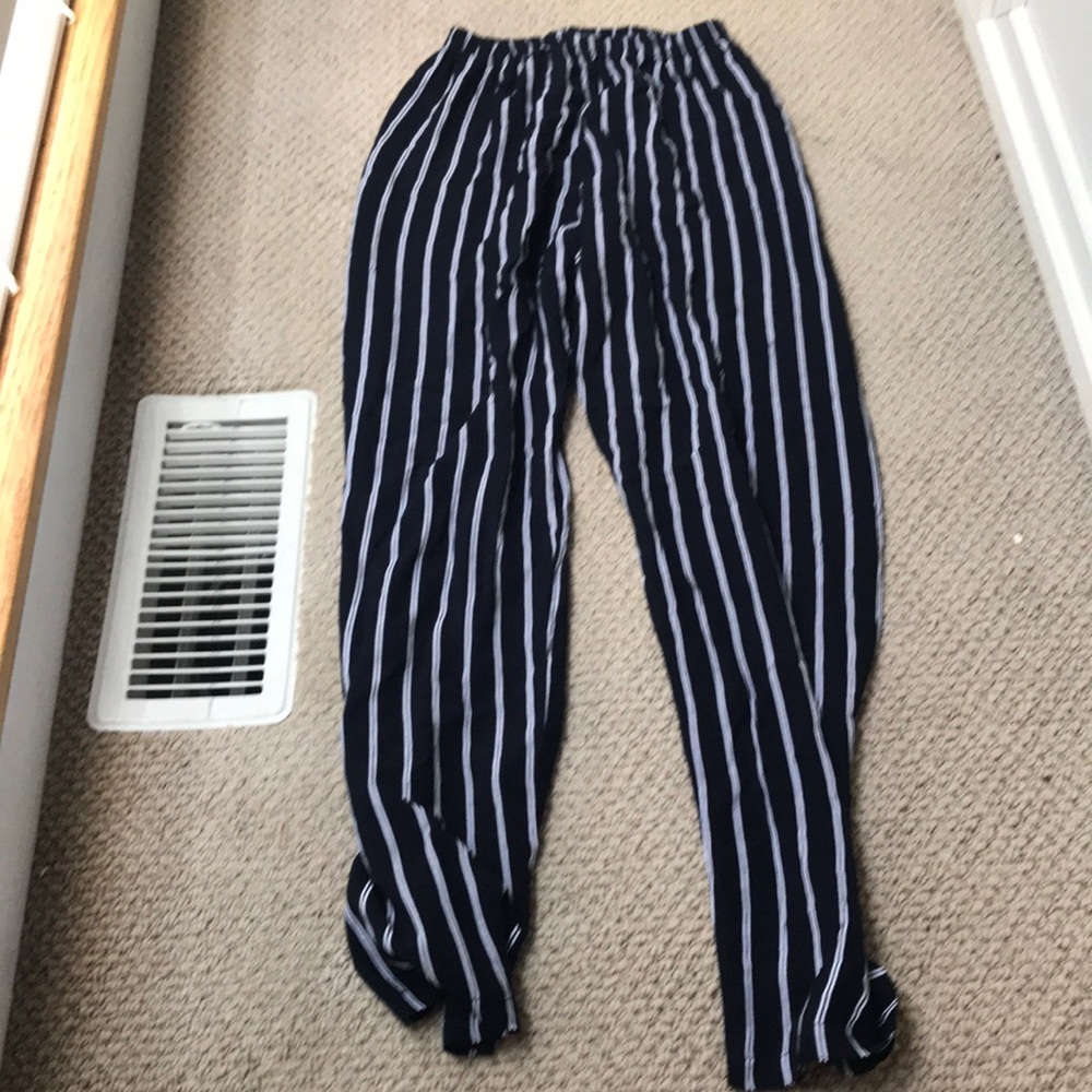 Brandy Melville pants never been worn